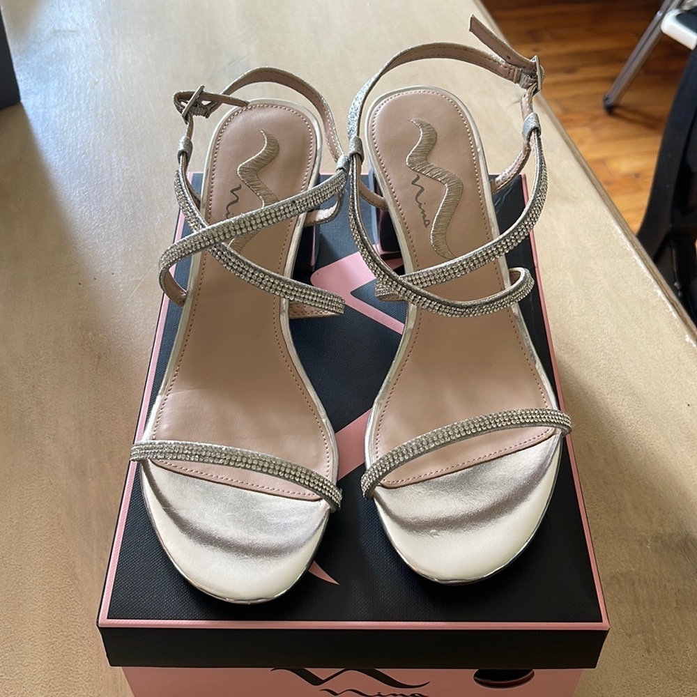 BRAND NEW.  never worn